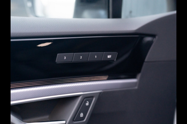 Volkswagen Touareg 3.0 TSi 4MOTION R | Luchtvering | Panodak | Trekhaak | Stoelkoeling | 360 Camera | Black Style | Prijs Rijklaar!!