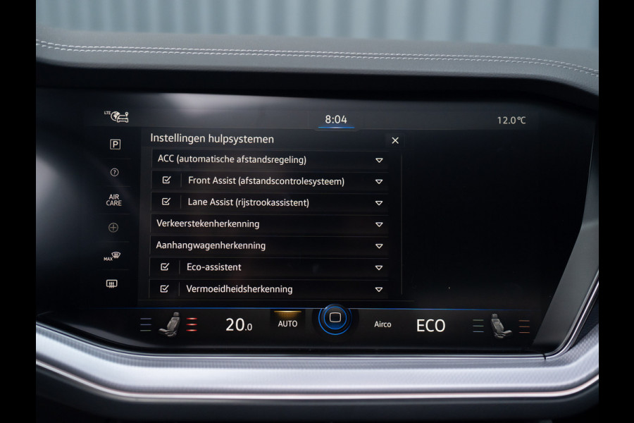 Volkswagen Touareg 3.0 TSi 4MOTION R | Luchtvering | Panodak | Trekhaak | Stoelkoeling | 360 Camera | Black Style | Prijs Rijklaar!!