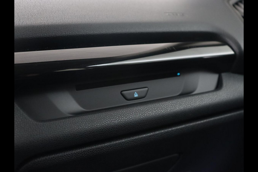 Ford EcoSport 1.0 EcoBoost ST-Line | Stoelverwarming | Camera | Carplay | B&O Sound | Navigatie | 18'' | Climate control | Leder/Alcantara | Cruise control | Bluetooth | Keyless