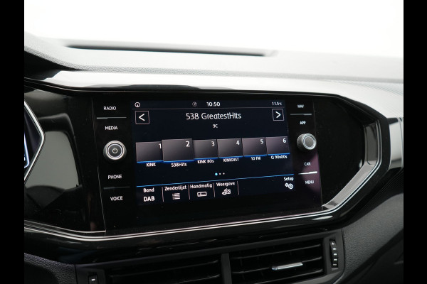Volkswagen T-Cross 1.0 TSI Style Automaat 116pk | Adaptive Cruise | Apple Carplay | Blis | Keyless | Sportstoelen Verwarmd | Lane Assist | Navigatie | Virtual | DAB | 18"L.M |