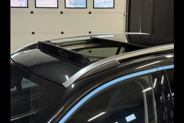 Lynk & Co 1.5 01 | Panoramadak | Apple Carplay | 360 Camera | Stoelverwarming Infinity | ACC