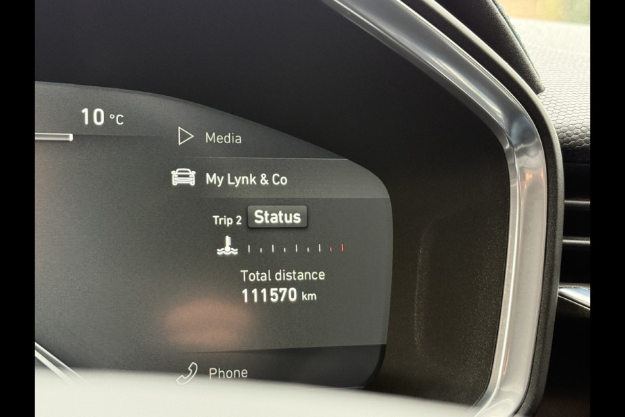 Lynk & Co 1.5 01 | Panoramadak | Apple Carplay | 360 Camera | Stoelverwarming Infinity | ACC