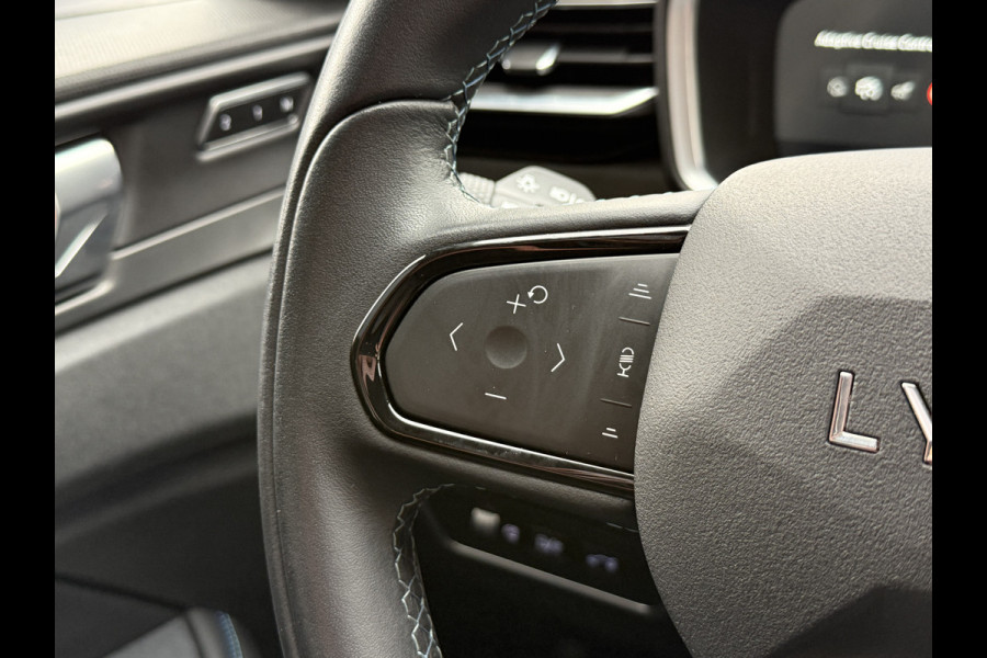 Lynk & Co 1.5 01 | Panoramadak | Apple Carplay | 360 Camera | Stoelverwarming Infinity | ACC