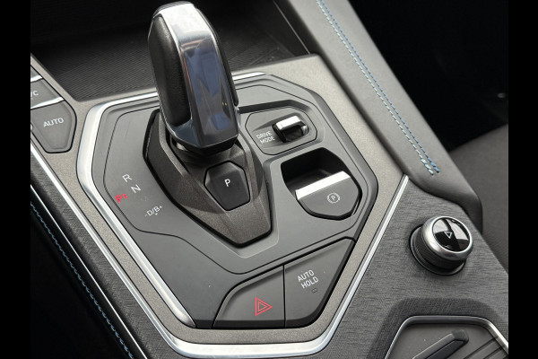 Lynk & Co 1.5 01 | Panoramadak | Apple Carplay | 360 Camera | Stoelverwarming Infinity | ACC