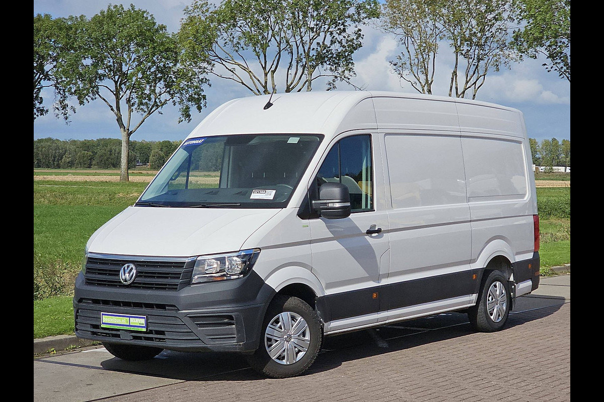 Volkswagen Crafter 35 2.0 TDI L3H3 140Pk Airco Automaat Trekhaak Camera Euro6 CarPlay!