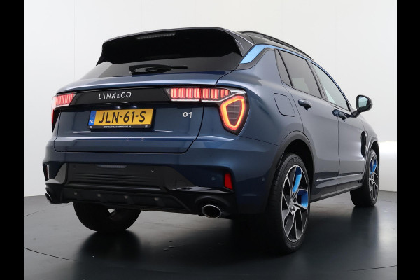 Lynk & Co 01 LYNK& CO 01 VAN: €30.900,- VOOR: €27.877,- UW EINDEJAARSVOORDEEL: €3.023,- | PHEV PLUG-IN HYBRIDE | COMPLETE AUTO / ZWARTE HEMEL | ELEKTRISCH PANORAMADAK | FULL OPTIONS | LYNK & CO GARANTIE T/M 4-2028 | RIJKLAAR GELEVERD | BTW VERREKENBAAR |