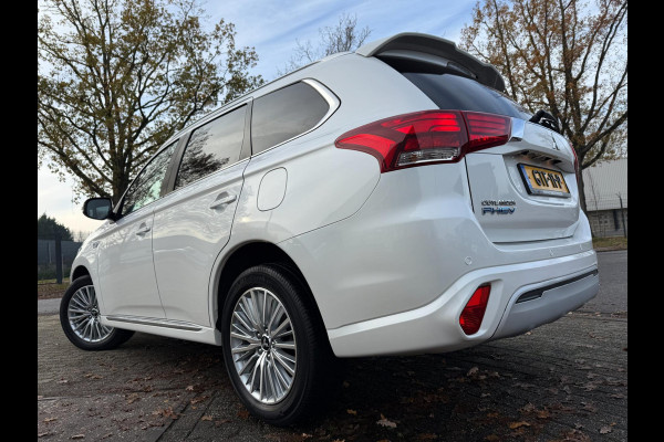 Mitsubishi Outlander 2.4 PHEV HYBRIDE 2020 230PK INTENSE+ SPORT ALCANTARA LEDER