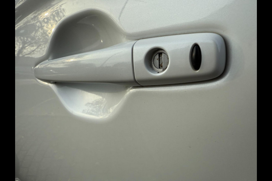 Mitsubishi Outlander 2.4 PHEV HYBRIDE 2020 230PK INTENSE+ SPORT ALCANTARA LEDER