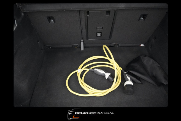 Volkswagen ID.3 First Plus 58 kWh Soh 90% Carplay Camera