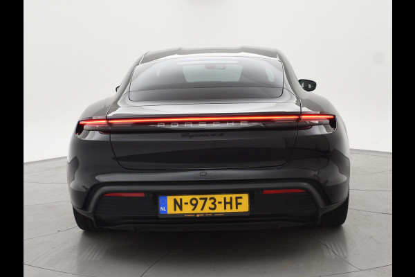 Porsche Taycan 4S 490 PK PERFORMANCE 84 KWH + SPORT CHRONO | ACHTERASBESTURING | 21 INCH | SPORTSTOELEN