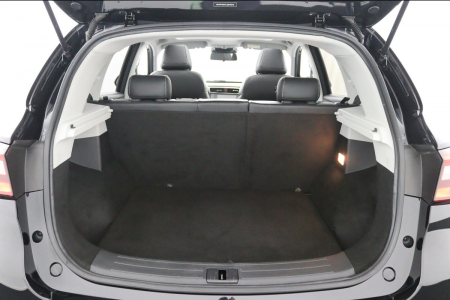 MG Mg Zs EV Luxury 45 kWh*PANO*ECC*CAMERA*ACC*CARP