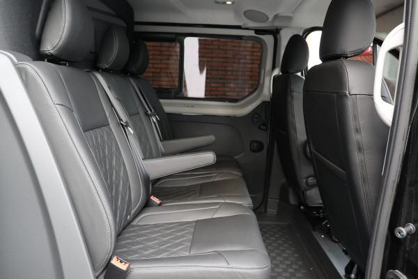 Renault Trafic 2.0 170 PK L2H1 DC | Dubbel Cabine | Navigatie | Blind Spot | Camera | CarPlay | Trekhaak | Stoelverwarming | Virtual Cockpit | 5-Zitter | Dubbel cabine | NAP Logisch | NL Auto