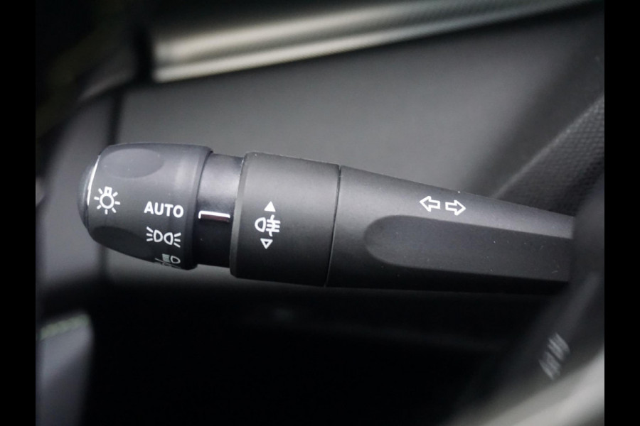 Peugeot 308 1.2 Hybrid 145 e-DCS6 GT Schuif /kanteldak Afn. Trekhaak