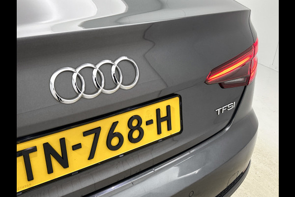 Audi A4 Limousine 1.4 TFSI Sport S line edition(NL-auto, Dealer OnderH, Navi, Parkeersensoren, Cruise Con, Climate Con, Etc)