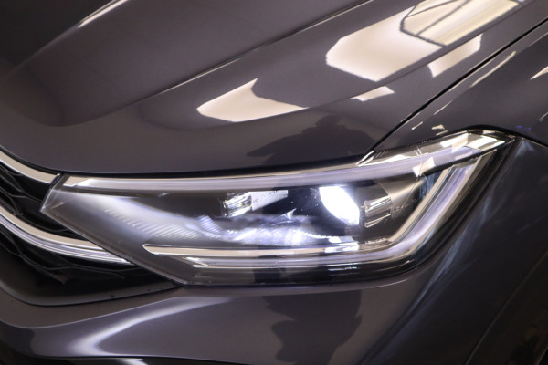 Volkswagen Taigo 1.0 TSI R-Line Edition 18'inch lmv Adaptive-Cruise Full-led 24 maanden garantie mogelijk (*vraag naar de voorwaarden)