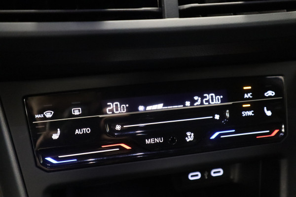 Volkswagen Taigo 1.0 TSI R-Line Edition 18'inch lmv Adaptive-Cruise Full-led 24 maanden garantie mogelijk (*vraag naar de voorwaarden)