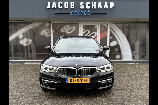 BMW 5 Serie Touring 520i High Executive Luxury Automaat / Pano dak / 18"LM / Leder / Camera