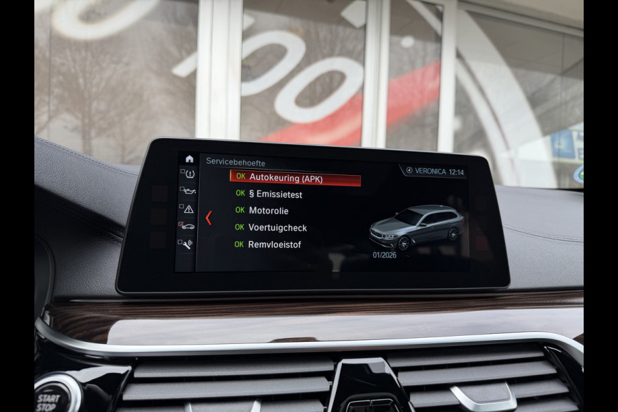 BMW 5 Serie Touring 520i High Executive Luxury Automaat / Pano dak / 18"LM / Leder / Camera