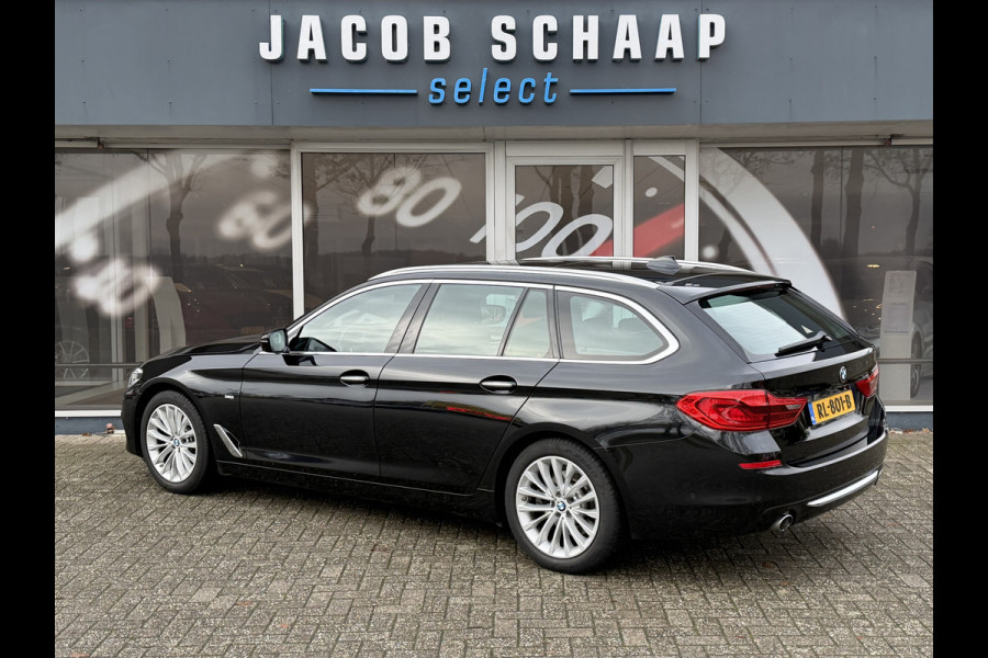 BMW 5 Serie Touring 520i High Executive Luxury Automaat / Pano dak / 18"LM / Leder / Camera