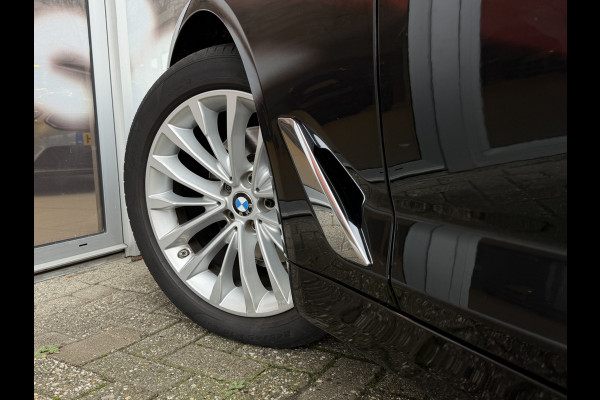 BMW 5 Serie Touring 520i High Executive Luxury Automaat / Pano dak / 18"LM / Leder / Camera