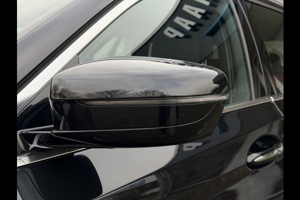 BMW 5 Serie Touring 520i High Executive Luxury Automaat / Pano dak / 18"LM / Leder / Camera