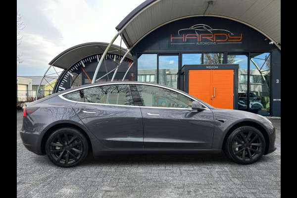 Tesla Model 3 Standard RWD Plus 60 kWh 85% SOH Trekhaak (1.000kg) Rijklaarprijs!