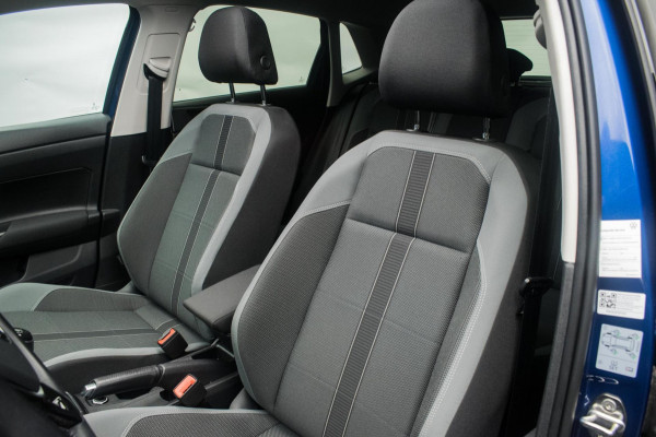 Volkswagen Polo 1.0 TSI Highline R-LINE 116PK ORG NL [ Panoramadak Sfeerverlichting Carplay Adaptive Cruise Parkeersensoren DAB ]