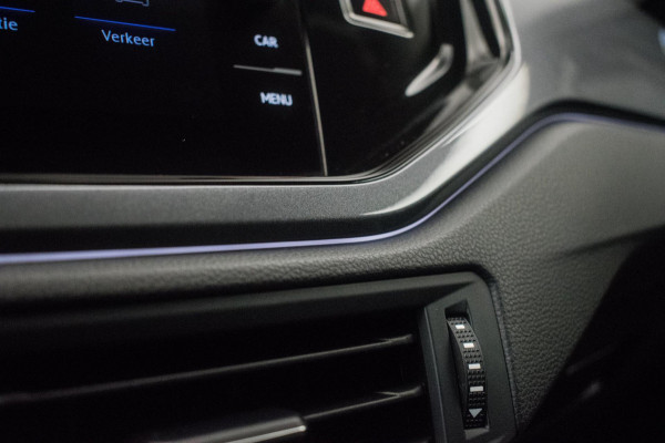 Volkswagen Polo 1.0 TSI Highline R-LINE 116PK ORG NL [ Panoramadak Sfeerverlichting Carplay Adaptive Cruise Parkeersensoren DAB ]