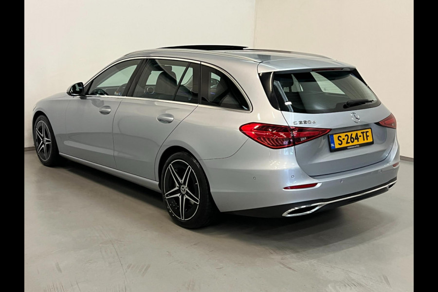 Mercedes-Benz C-Klasse Estate 220d / Pano / BTW / 18" AMG / Trekhaak