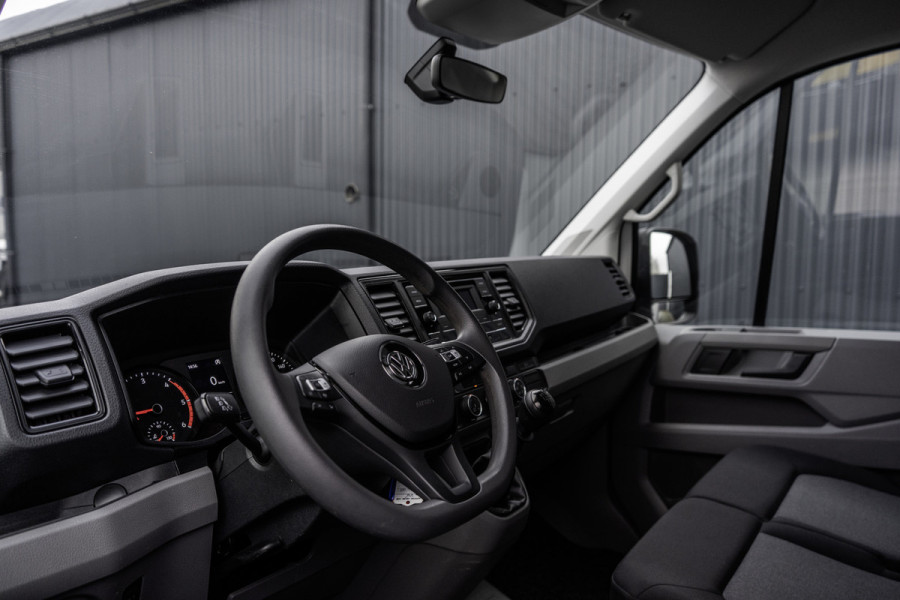 Volkswagen Crafter **35 2.0 TDI 177PK | Bakwagen met laadklep | Airco | Adapt.cruise | 3-Zits**