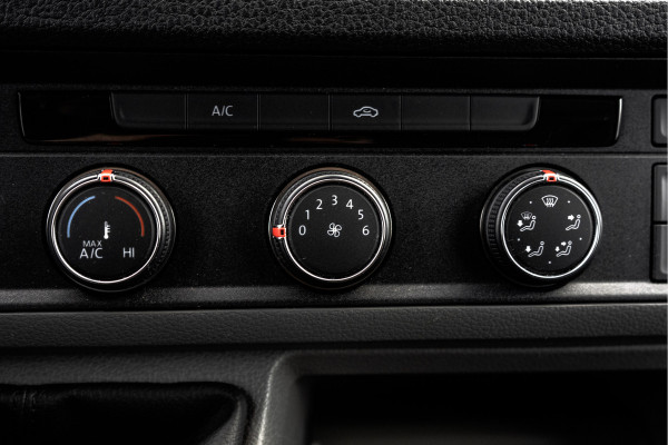 Volkswagen Crafter **35 2.0 TDI 177PK | Bakwagen met laadklep | Airco | Adapt.cruise | 3-Zits**