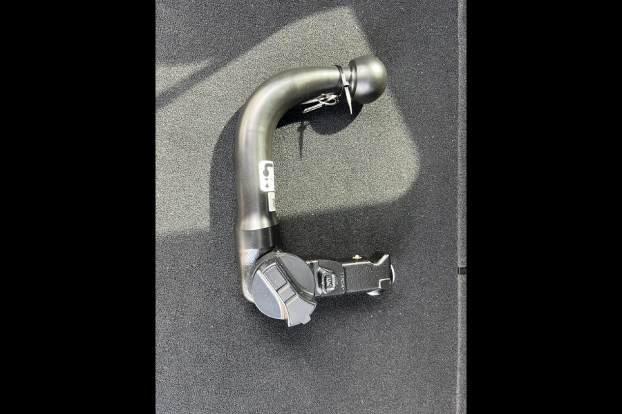 Ford Explorer 3.0 V6 EcoBoost PHEV ST-Line 457pk | Full LED | Adaptieve Cruise | Panorama Dak | Trekhaak afneembaar | 2.500kg Trekgewicht | Verlengde fabrieks garantie tot 12-2028