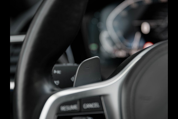 BMW 3 Serie Touring 330e M-Sport - Pano - Trekhaak - Harman Kardon - Lasers - Head-Up