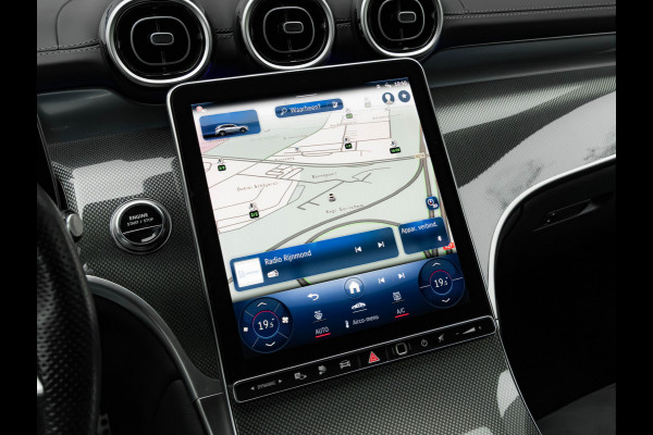 Mercedes-Benz GLC 300e 4MATIC AMG Line - Pano - Trekhaak - 360 Camera