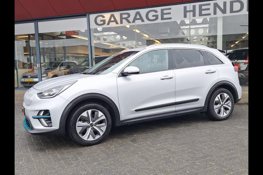 Kia e-Niro ExecutiveLine 64 kWh | 3 fase | Warmtepomp | Leder | Trekhaak | occasion