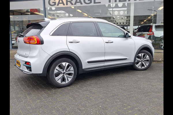 Kia e-Niro ExecutiveLine 64 kWh | 3 fase | Warmtepomp | Leder | Trekhaak | occasion