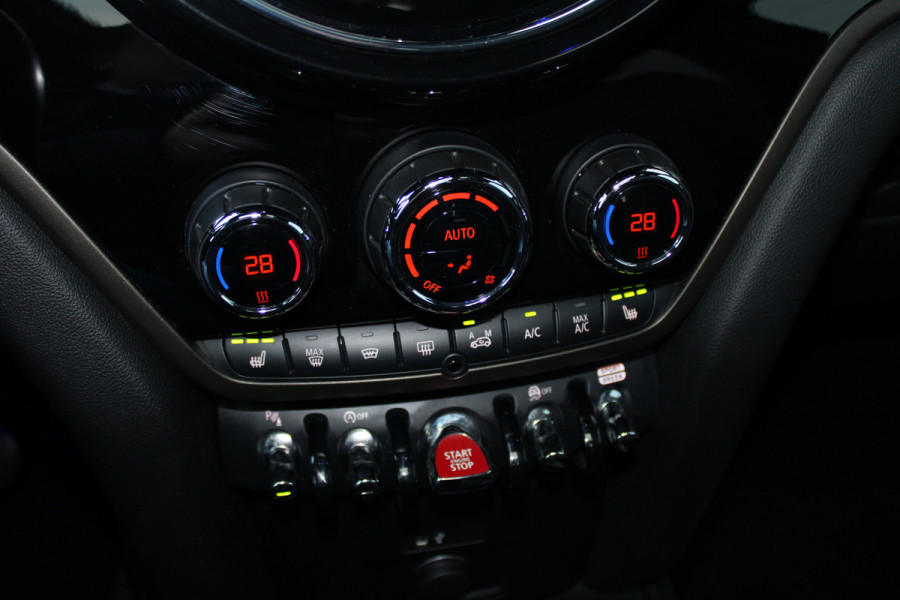 MINI Countryman 1.5 Cooper Chili / Panorama / Leer / Navi / Camera / Vol Opties / NIEUWSTAAT