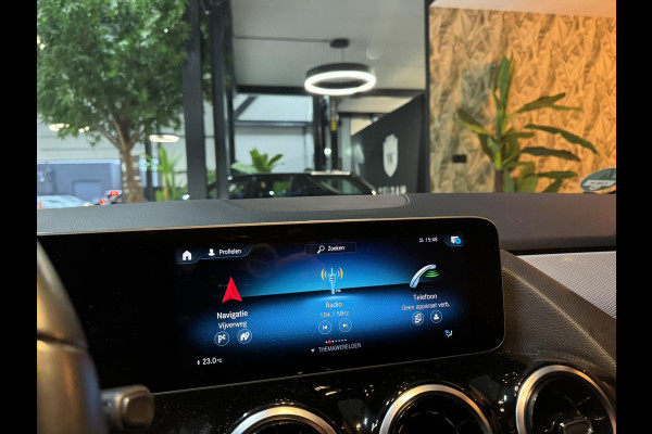Mercedes-Benz B-Klasse 180 Business Solution NAP Garantie Carplay Camera Elek. Achterklep Led Cruise Clima Navi Rijklaar