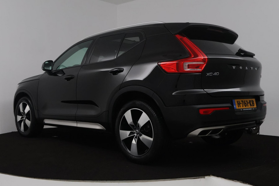 Volvo XC40 1.5 T3 Momentum Pro (PANORAMADAK, TREKHAAK, STOELVERWARMING, ACHTERUITRIJCAMERA, CARPLAY, DIGITALE COCKPIT)