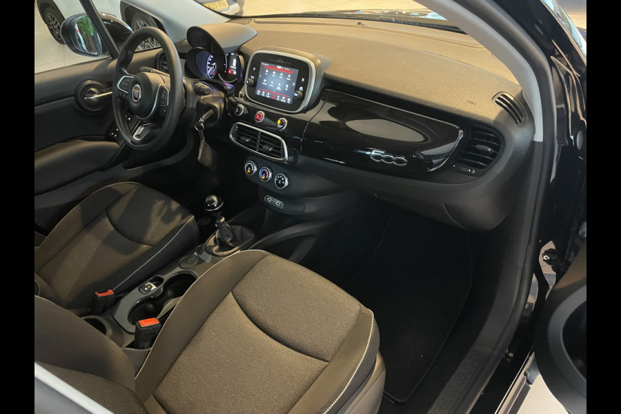 Fiat 500X 1.0 GSE Urban 120 th edition Airco - Cruise control - Parkeersensoren achter - U-connect - Apple carplay - Bluetooth - Radio - Stuur multifunctioneel - Start/stop systeem
