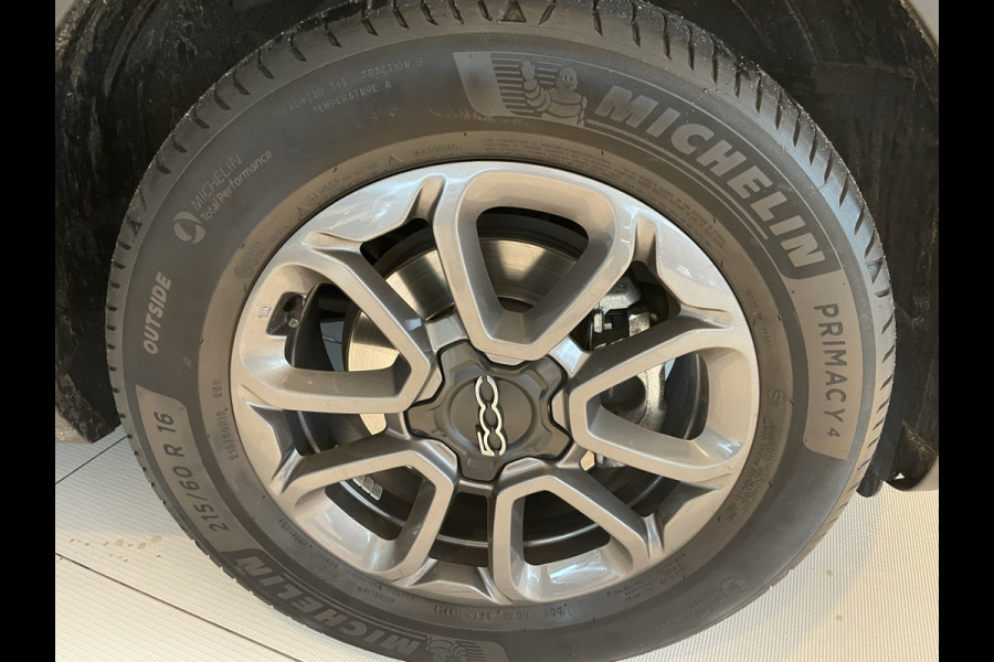Fiat 500X 1.0 GSE Urban 120 th edition Airco - Cruise control - Parkeersensoren achter - U-connect - Apple carplay - Bluetooth - Radio - Stuur multifunctioneel - Start/stop systeem