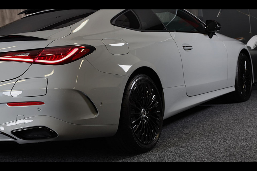 Mercedes-Benz CLE Coupé 300 e AMG Line / Head Up / 360 Camera / Acc / Lane Assist / Dode Hoek / Elek Stoelen / Memory / Pano / 20