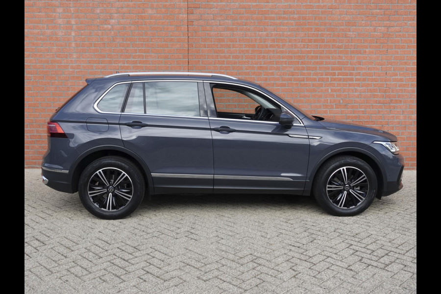 Volkswagen Tiguan 1.5 TSI 150pk DSG Elegance | Navigatie | Apple Carplay / Android Auto | Parkeersensoren | Camera | Adaptive Cruise Control | Stuur-en stoelverwarming | Matrix LED-koplampen | Virtual Cockpit | Getinte ramen | Climate Control | ErgoActive stoelen