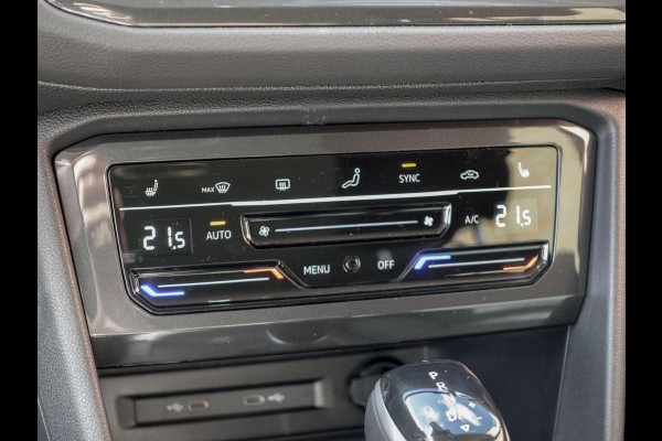 Volkswagen Tiguan 1.5 TSI 150pk DSG Elegance | Navigatie | Apple Carplay / Android Auto | Parkeersensoren | Camera | Adaptive Cruise Control | Stuur-en stoelverwarming | Matrix LED-koplampen | Virtual Cockpit | Getinte ramen | Climate Control | ErgoActive stoelen