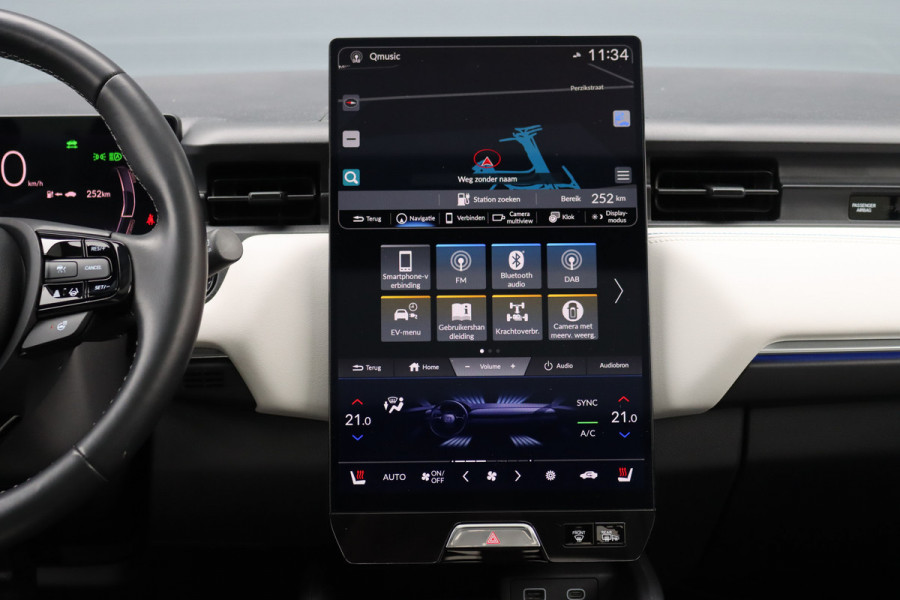 Honda e:Ny1 Elegance 69 kWh | Panoramadak | Adaptieve Cruise Control | Verwarmd Stuurwiel | Leder | Surround Camera | Apple Carplay/Android Auto | Dodehoekassistent | Stoelverwarming |