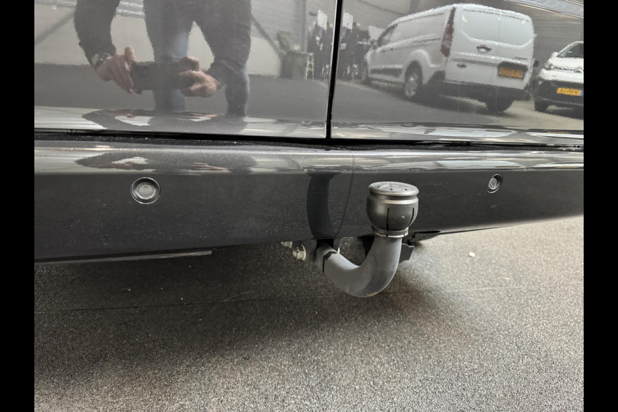 Mercedes-Benz Vito 114 CDI Lang Dubbele Cabine Automaat | Airco | Navigatie | Apple Caraplay/Android Auto | Bluetooth | Parkeersensoren 6-zits