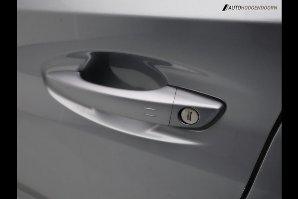 Peugeot 208 1.2 PureTech Allure Sportive 100PK (APPLE CARPLAY,LED,SPORTSTOELEN,3D DISPLAY,CLIMATE,CRUISE,CAMERA,LM-VELGEN)