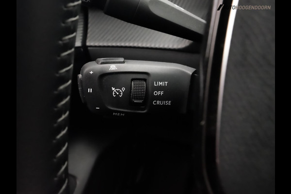 Peugeot 208 1.2 PureTech Allure Sportive 100PK (APPLE CARPLAY,LED,SPORTSTOELEN,3D DISPLAY,CLIMATE,CRUISE,CAMERA,LM-VELGEN)