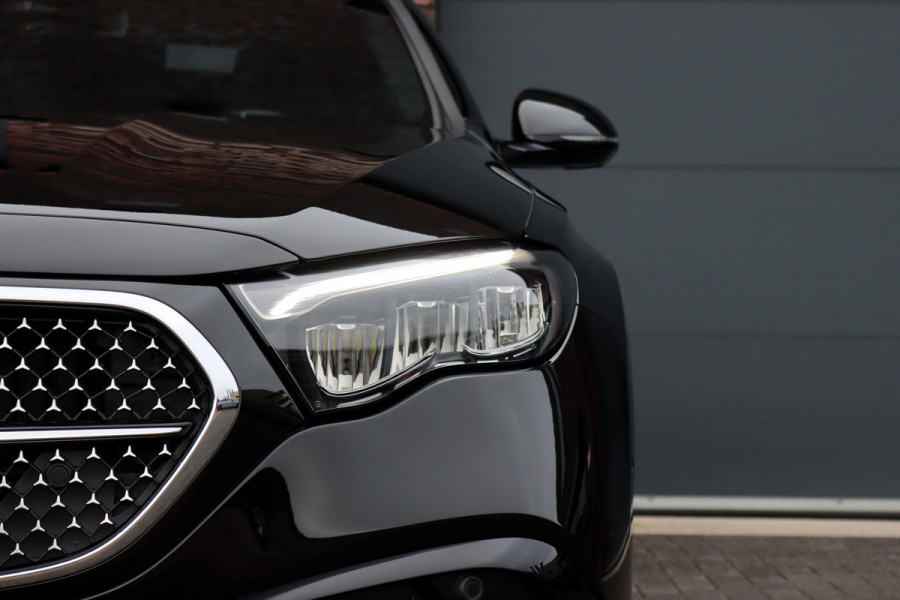 Mercedes-Benz E-Klasse Estate 200 AMG Line Aut9 | Distronic | Trekhaak | Verwarmd Stuurwiel | Camera | Keyless Go | High Perf. LED | Zitcomfortpakket | Nightpakket |