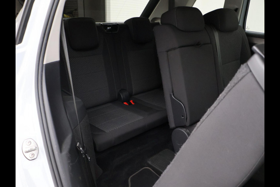 Volkswagen Tiguan Allspace 7-PERSOONS 1.4 TSI 150 PK DSG + ADAPTIVE CRUISE | STOELVERW. | APPLE CARPLAY | DAB